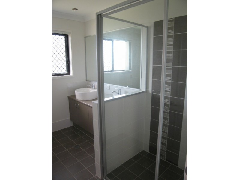 Molendinar QLD 4214