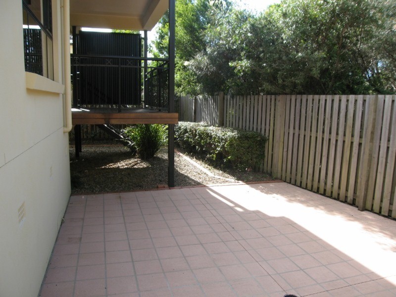 Ashmore QLD 4214