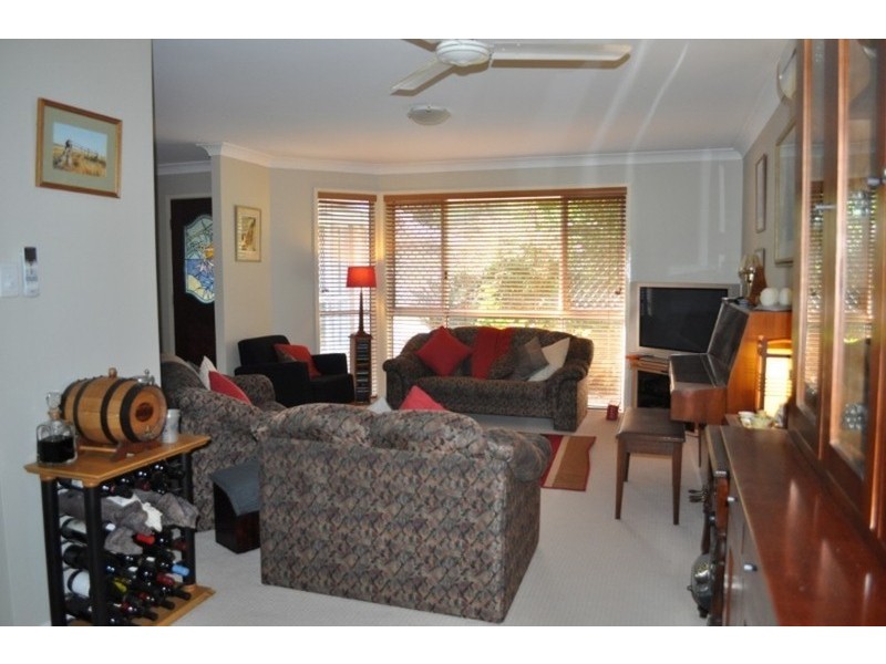 9 Watford Crescent, Molendinar QLD 4214