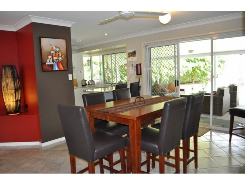 9 Watford Crescent, Molendinar QLD 4214