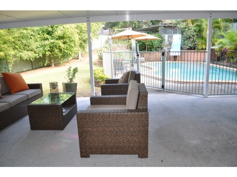 9 Watford Crescent, Molendinar QLD 4214