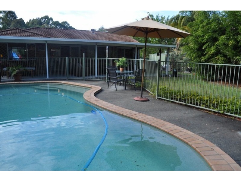 9 Watford Crescent, Molendinar QLD 4214