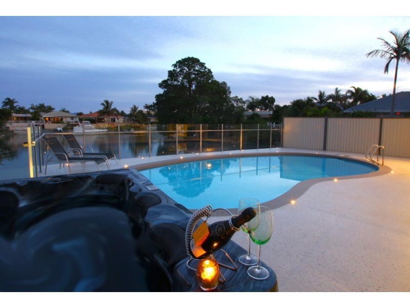 54. Allawah Street, Sorrento QLD 4217