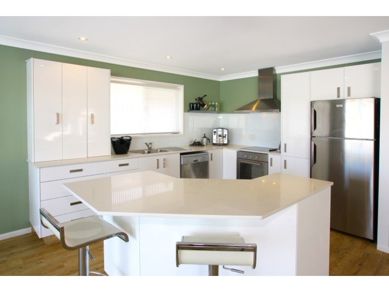 54. Allawah Street, Sorrento QLD 4217