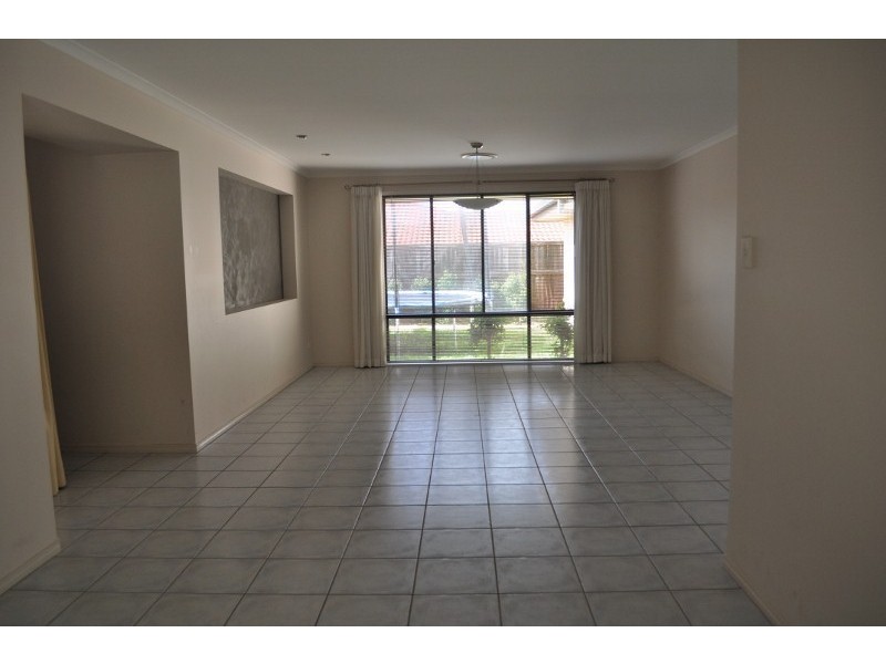 Molendinar QLD 4214