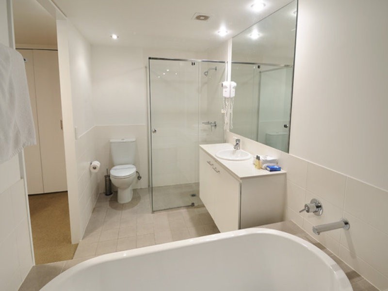 Broadbeach QLD 4218