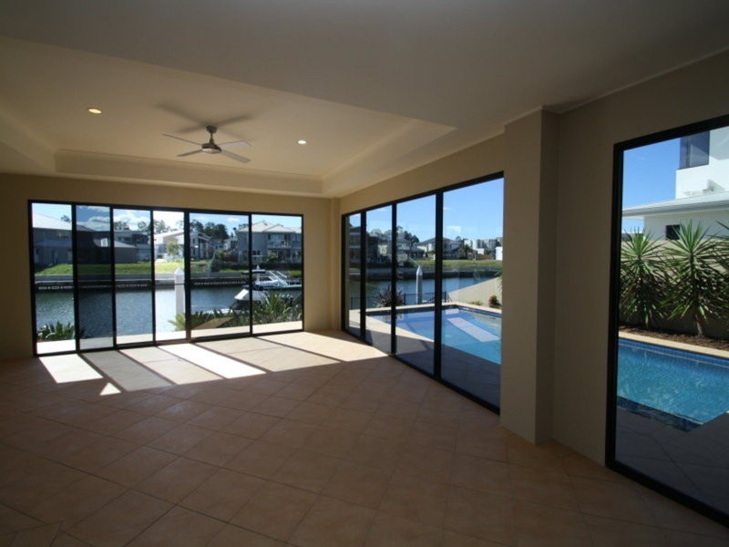 Biggera Waters QLD 4216