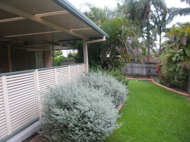 Parkwood QLD 4214