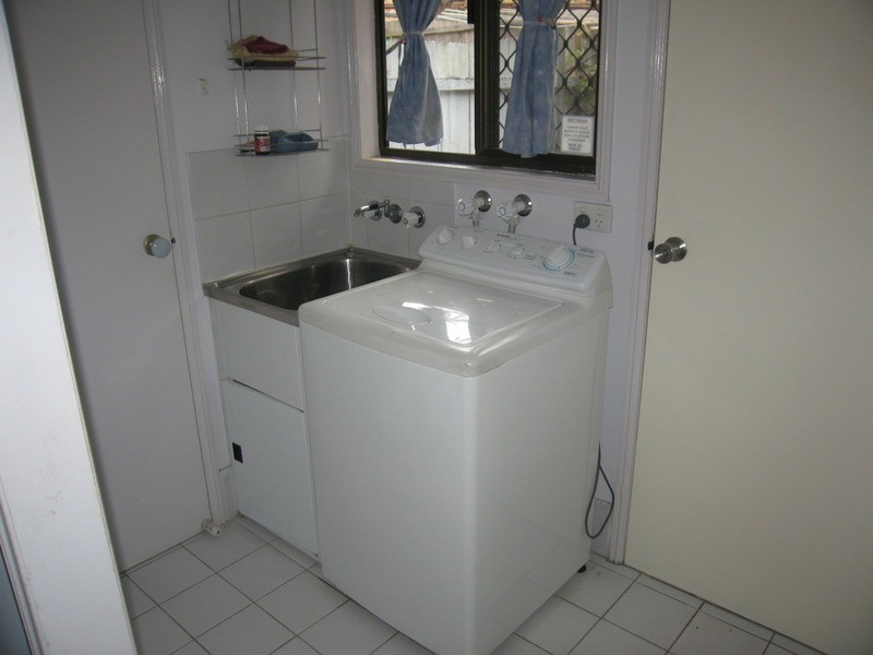 Labrador QLD 4215