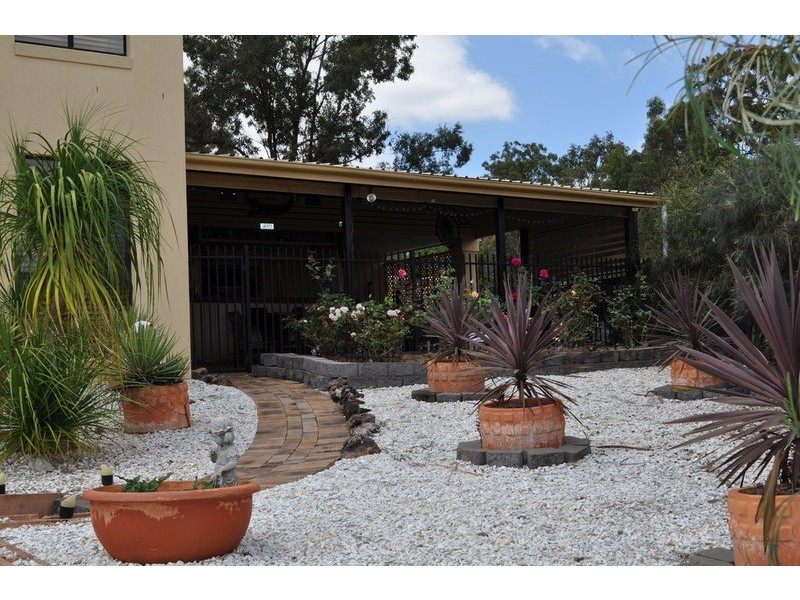 14 Neri Crescent, Arundel QLD 4214