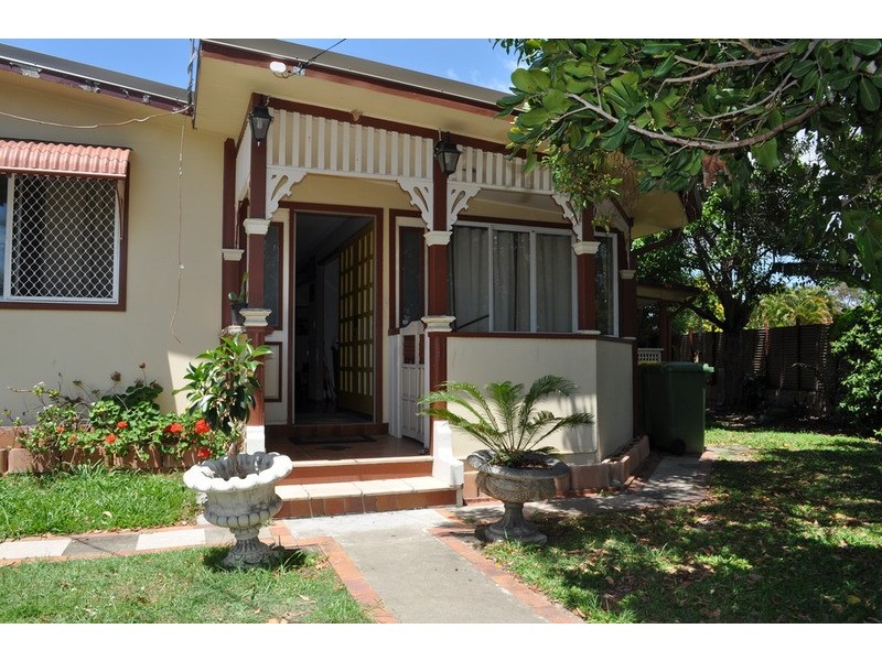 118 Whiting Street, Labrador QLD 4215