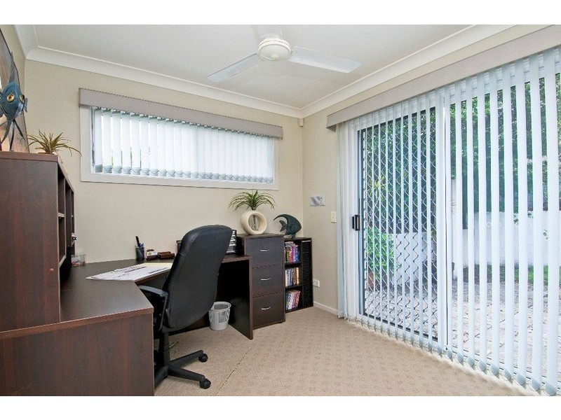 70  Chichester Drive, Arundel QLD 4214