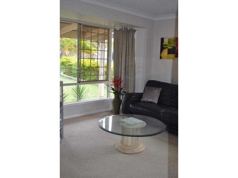 6 Brookland Court, Molendinar QLD 4214