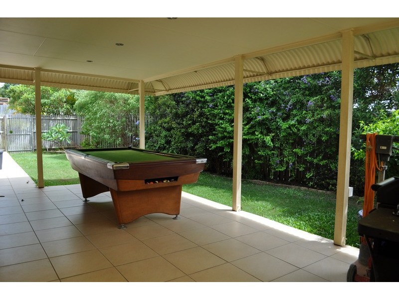 6 Brookland Court, Molendinar QLD 4214