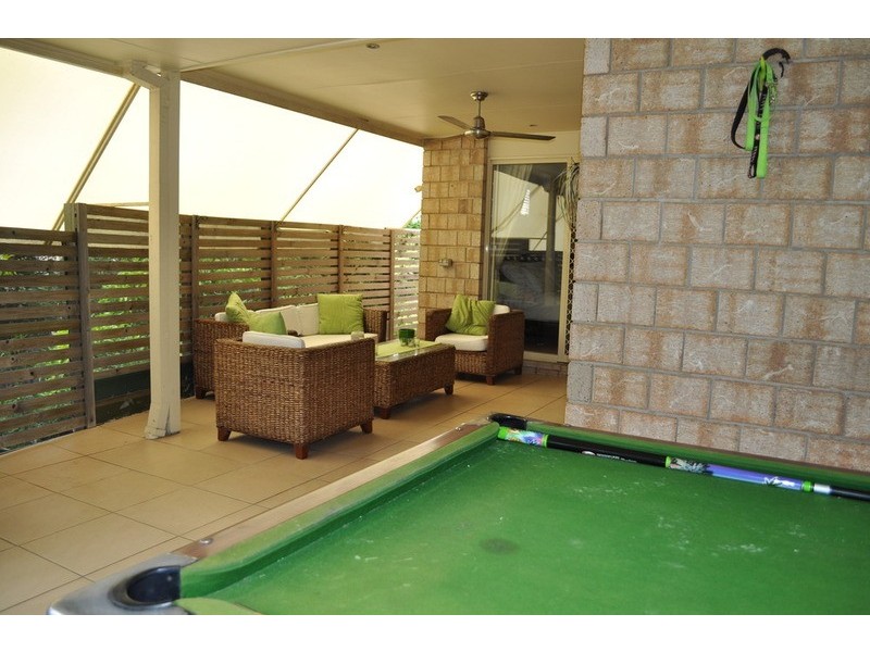 6 Brookland Court, Molendinar QLD 4214