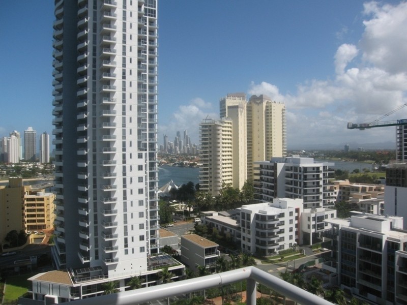 1608/1 Como Crescent, Southport QLD 4215