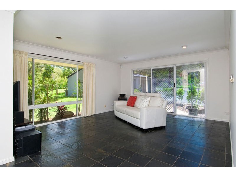 20 Woodlands Way, Parkwood QLD 4214