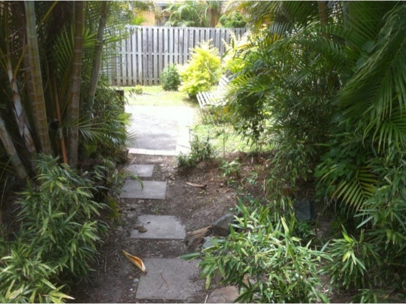 5 Laine Place, Coombabah QLD 4216