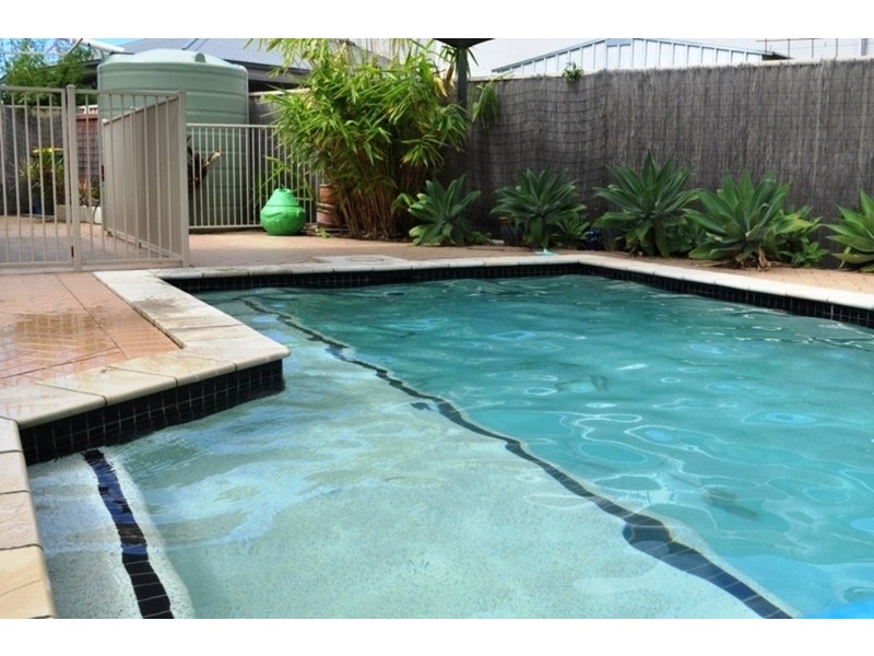 10 Whitewood Place, Molendinar QLD 4214
