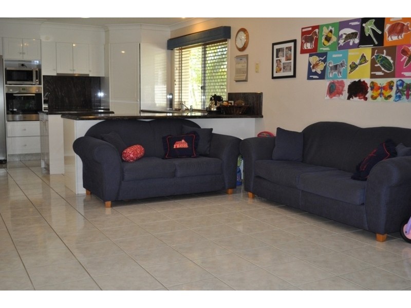 21 Highview Place, Parkwood QLD 4214