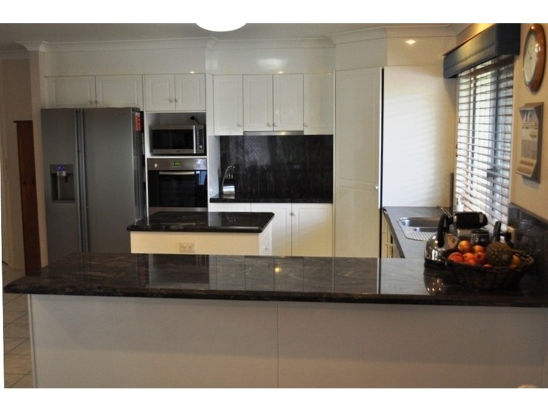 21 Highview Place, Parkwood QLD 4214