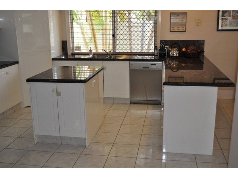 21 Highview Place, Parkwood QLD 4214