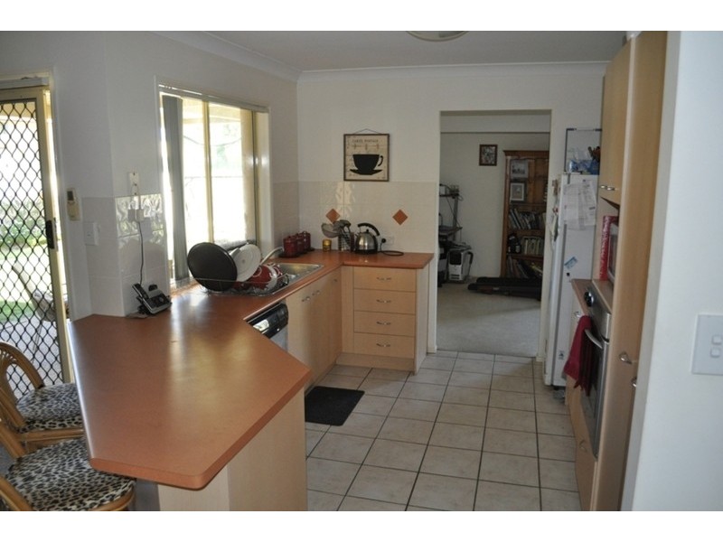 154 Christina Ryan Way, Arundel QLD 4214