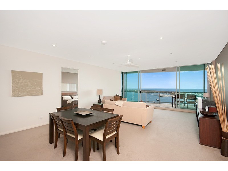 2206/1 Como Crescent, Southport QLD 4215