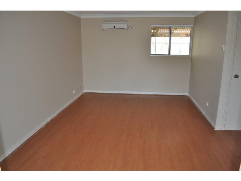 15 Gidgee Court, Molendinar QLD 4214