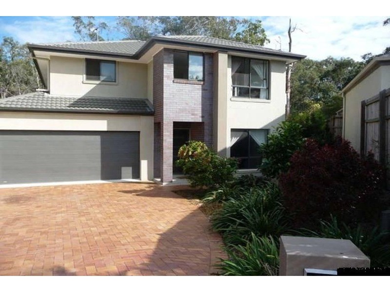 26 Lockwood Place, Molendinar QLD 4214