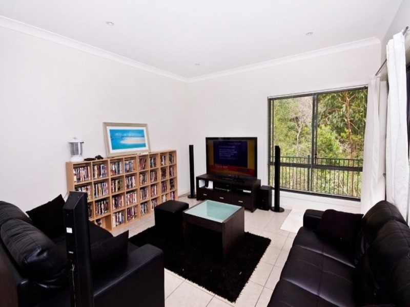 26 Lockwood Place, Molendinar QLD 4214