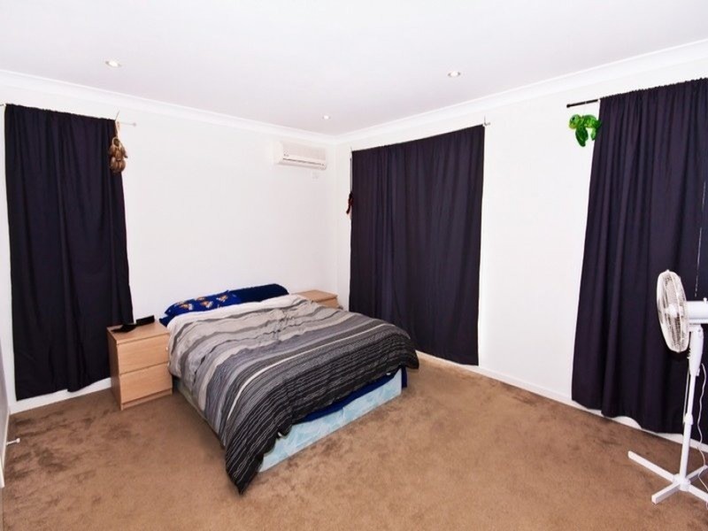 26 Lockwood Place, Molendinar QLD 4214