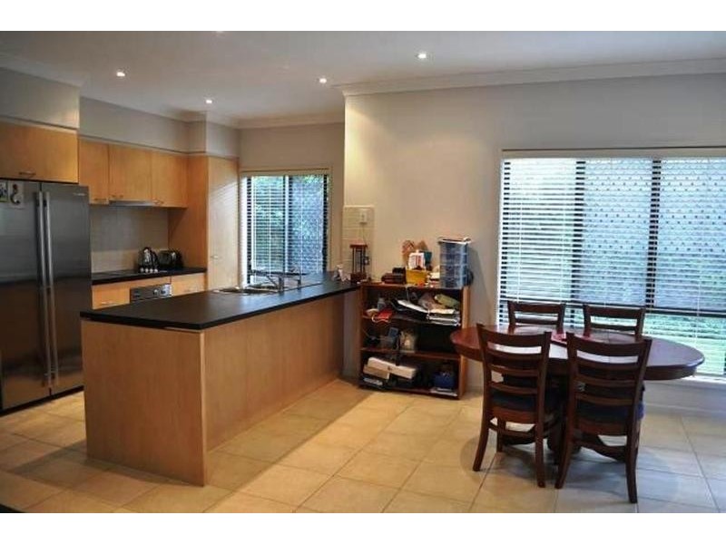 20 Highcrest Circuit, Molendinar QLD 4214