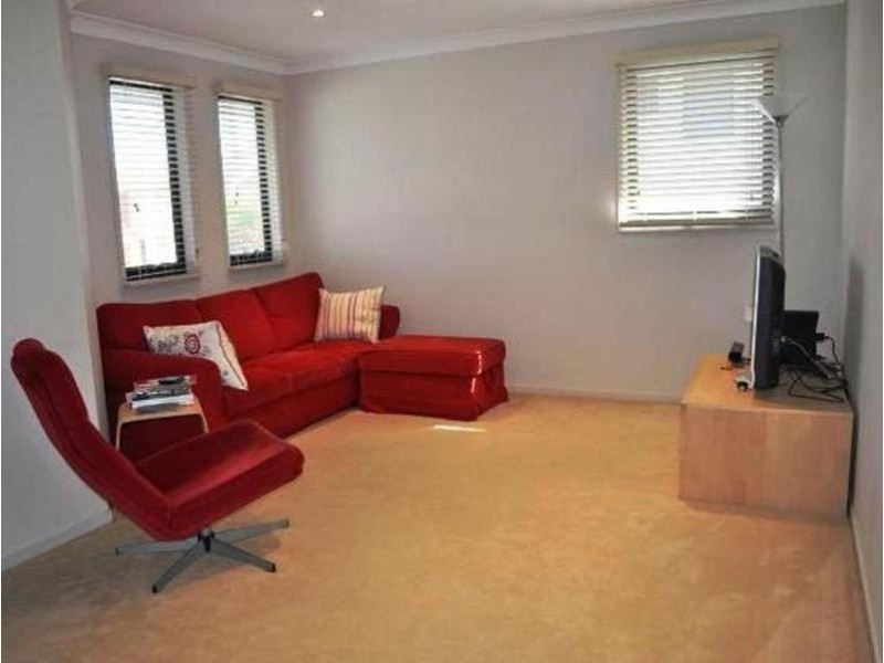 20 Highcrest Circuit, Molendinar QLD 4214