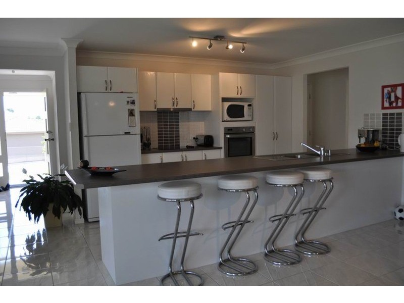 22 Silkwood Way, Molendinar QLD 4214