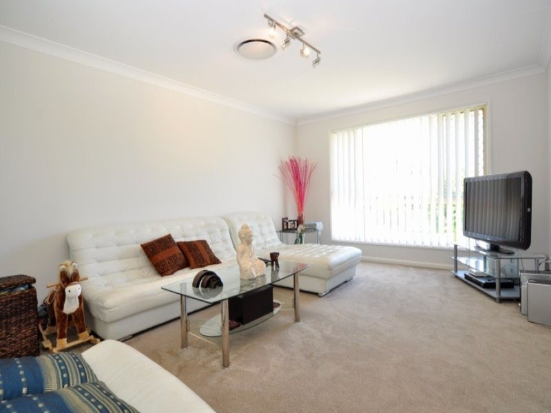 22 Silkwood Way, Molendinar QLD 4214