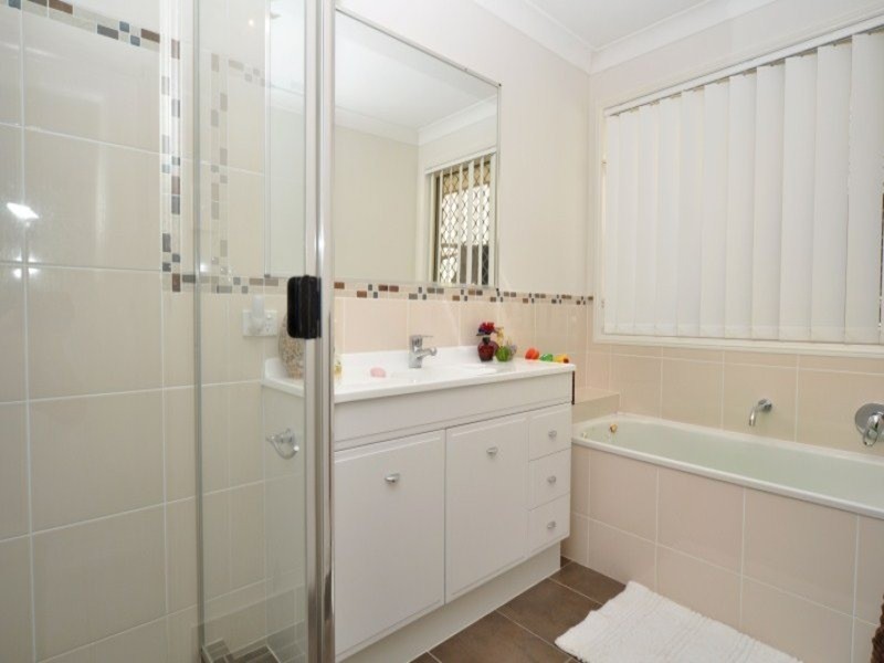 22 Silkwood Way, Molendinar QLD 4214