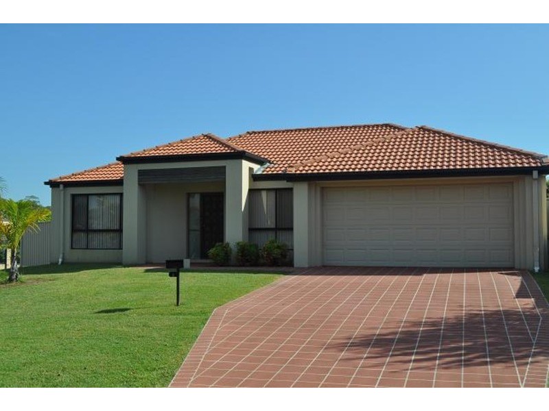 2 Oakridge Place, Molendinar QLD 4214