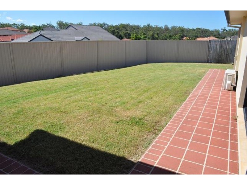 2 Oakridge Place, Molendinar QLD 4214