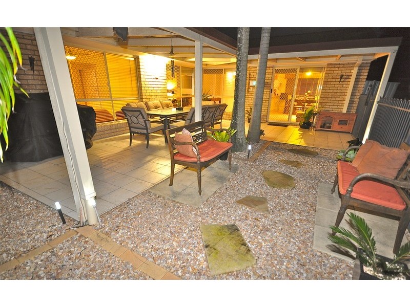 33 Carner Court, Parkwood QLD 4214