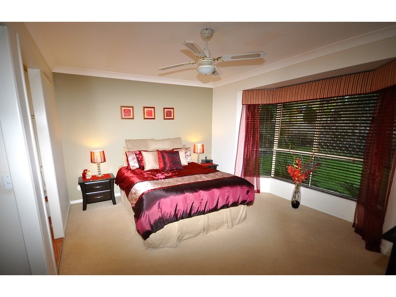 33 Carner Court, Parkwood QLD 4214