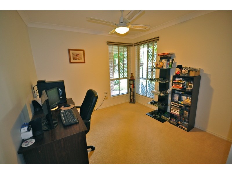 33 Carner Court, Parkwood QLD 4214