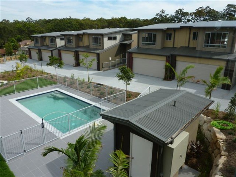 8/446 Pine Ridge Road, Coombabah QLD 4216