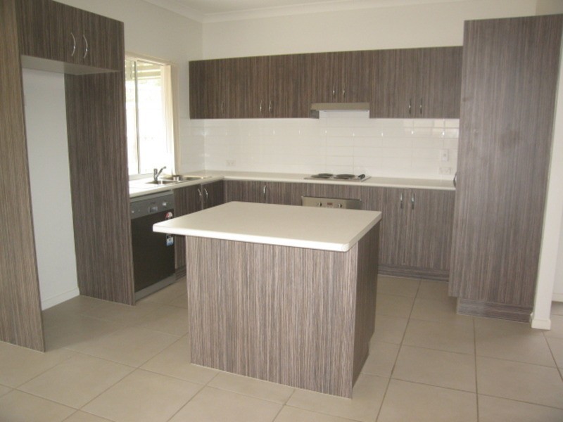 6/239 Fryar Road, Eagleby QLD 4207