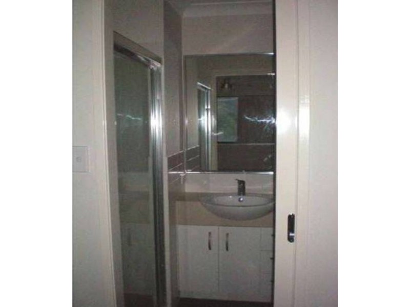 2/14 Geoff Wolter West Drive, Molendinar QLD 4214