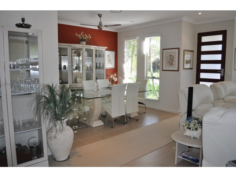 34/299 Napper Road, Arundel QLD 4214