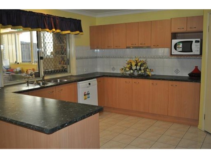 34 Dellwood Circuit, Molendinar QLD 4214