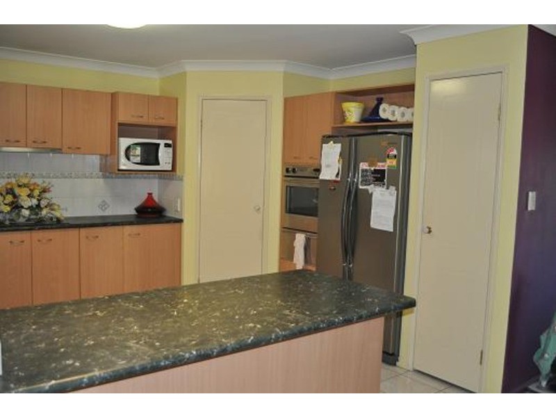 34 Dellwood Circuit, Molendinar QLD 4214