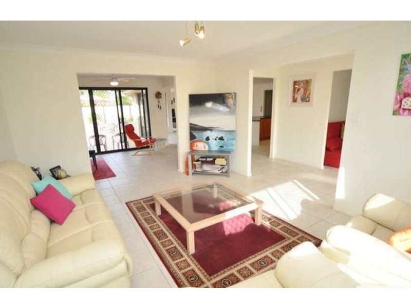 65 Highcrest Circuit, Molendinar QLD 4214