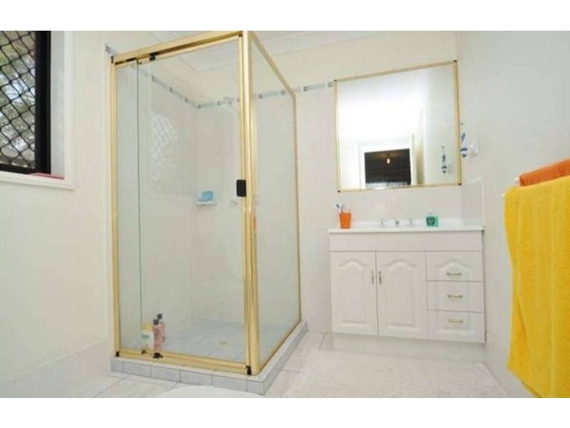 65 Highcrest Circuit, Molendinar QLD 4214